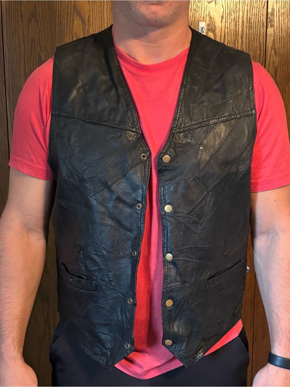 Men's Black Leather Snap-Front Vest - Classic Workwear Style